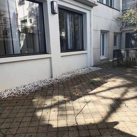 2 Piece Avec Terrasse Ensoleille Apartment Suresnes Exterior foto